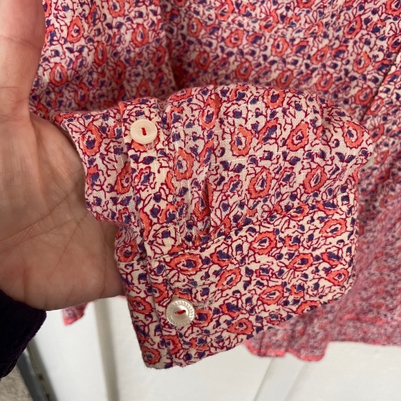 Holding Horses (8) Pink floral button up top - Picture 3 of 6